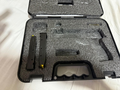 Taurus PT 92 Preta intacta + Acessórios