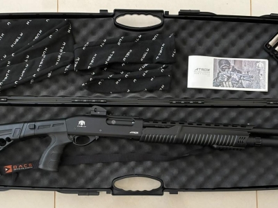 ESPINGARDA HUGLU ATROX TACTIC BLACK 12GA Oxidada 7+1 tiros - Cano 18,5”