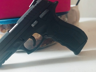 PT 838 FULL .830 MUITO CONSERVADA