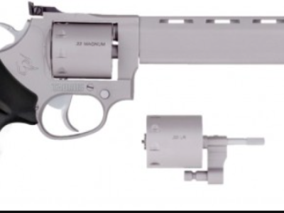 Revólver Taurus RT 941 .22 MAG 4