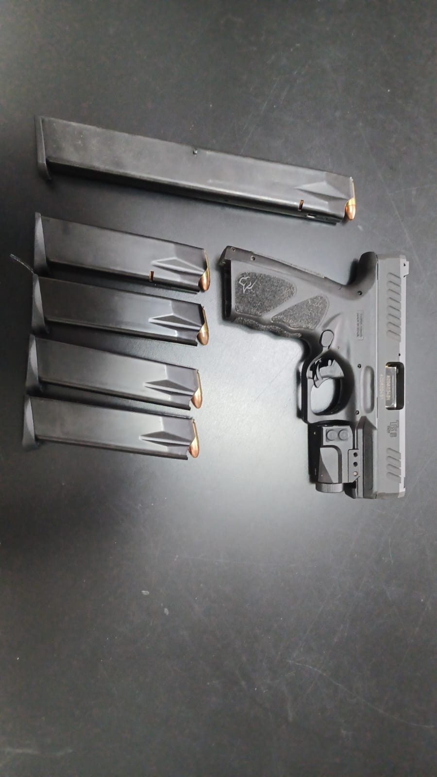 Pistola Taurus TS9